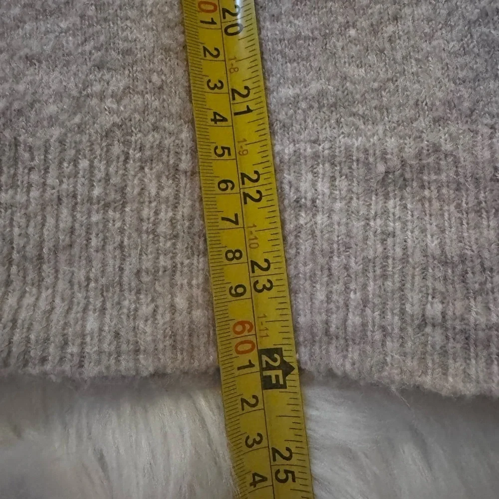 Dreamers Size S/M pink/tan/light Gray Women's Sweater